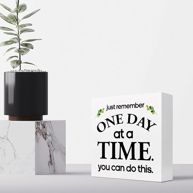 Just Remember One Day at a Time You can Do This Wood Block Sign Desk Decor,Motivational Reminder Wooden Box Plaque Sign Desk Decor for Home Office Workplace Shelf Table Decorations