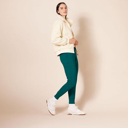 Amazon Essentials Women's Fleece Jogger Sweatpant (Available in Plus Size)