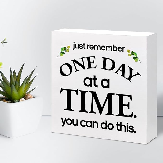 Just Remember One Day at a Time You can Do This Wood Block Sign Desk Decor,Motivational Reminder Wooden Box Plaque Sign Desk Decor for Home Office Workplace Shelf Table Decorations