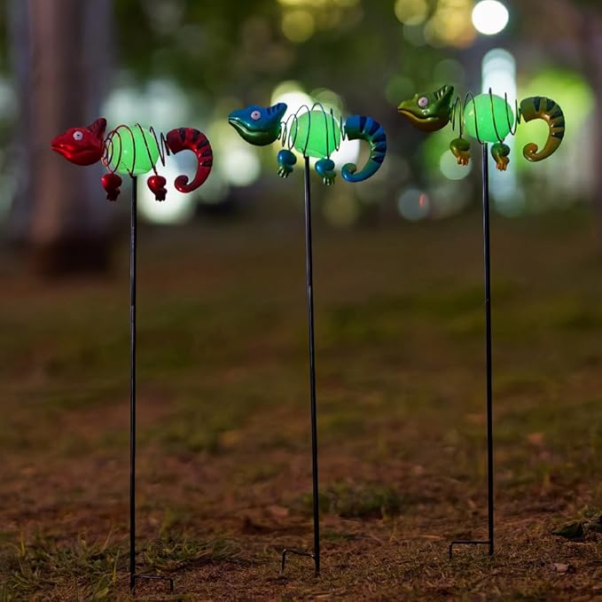 3 Pack Garden Stakes Decorative,Cute Chameleons Glow in The Dark Metal Garden Decor,Waterproof Metal Yard Art Decor for Outside,Funny Present for Mom Women Grandma