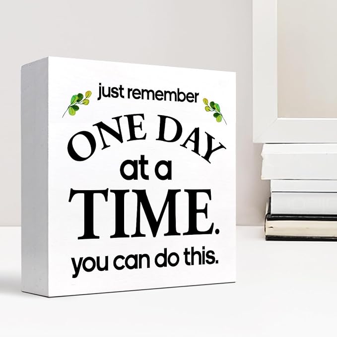 Just Remember One Day at a Time You can Do This Wood Block Sign Desk Decor,Motivational Reminder Wooden Box Plaque Sign Desk Decor for Home Office Workplace Shelf Table Decorations