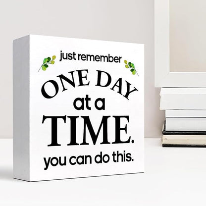 Just Remember One Day at a Time You can Do This Wood Block Sign Desk Decor,Motivational Reminder Wooden Box Plaque Sign Desk Decor for Home Office Workplace Shelf Table Decorations