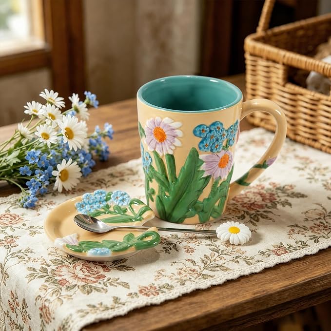 Ceramic Coffee Mug, 19 oz Large Floral Mug with Lid, Novelty Hand-Painted Mugs with Handle & Spoon, Dishwasher & Microwave Safe Cups for Coffee, Tea, Cocoa, Birthday Housewarming Wedding Gift - Beige