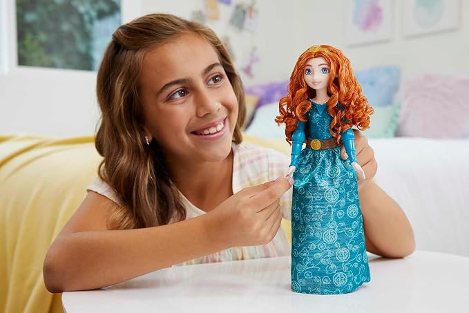Mattel Disney Princess Merida Doll in Sparkling Fashion with Removable Skirt, Tiara and Shoes, Posable & Collectible, Inspired by Brave Movie