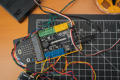 BirdBrain Technologies Hummingbird Robotics Starter Flock | Create unlimited robot designs, Teach coding and engineering with educational student lessons, Powered by micro:bit