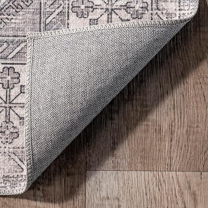 nuLOOM Medallion Bordered Machine Washable Ultra Thin Accent Rug, 3' x 5', Beige